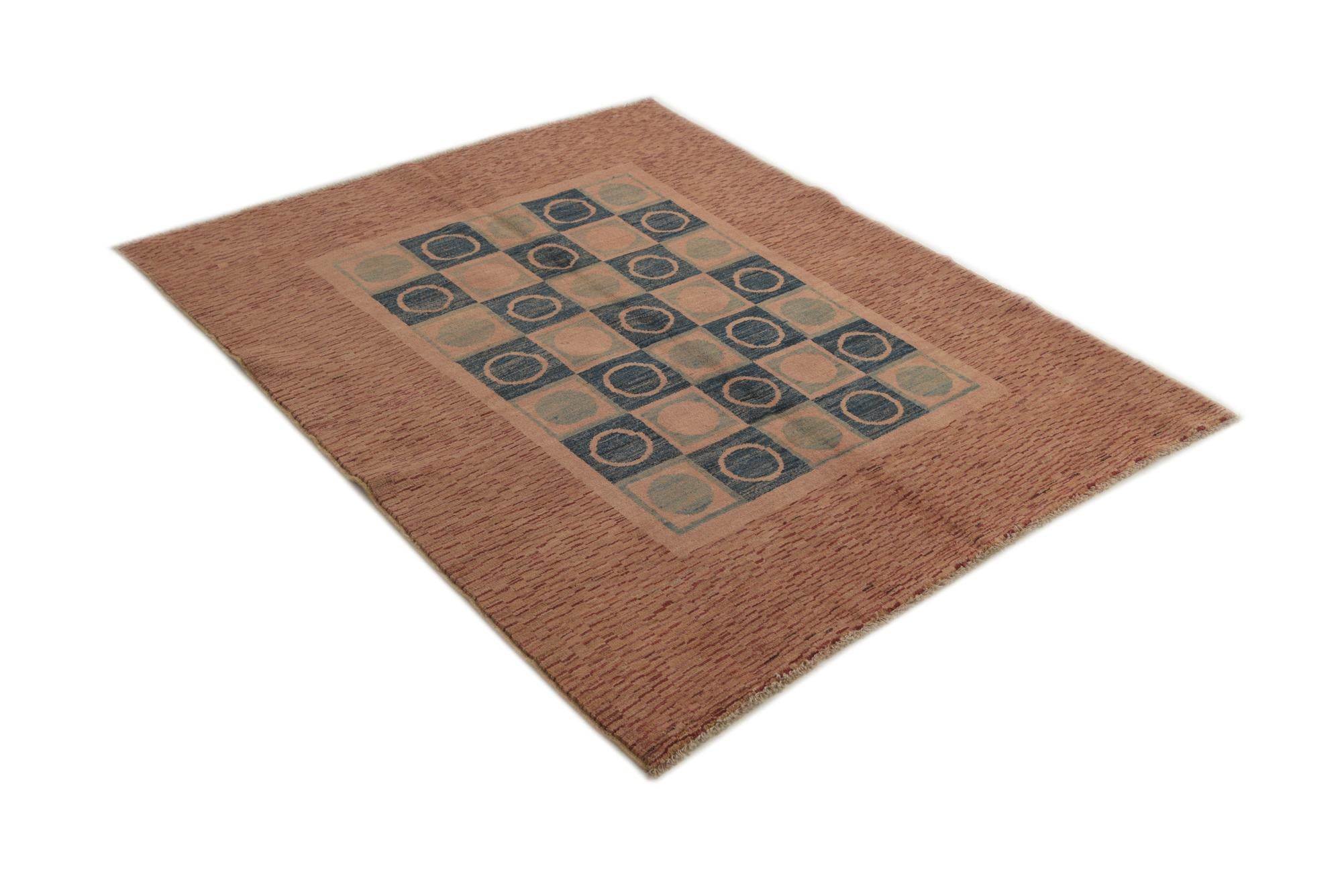4' 10 x 6' Hand Knotted Modern Ziegler Rug