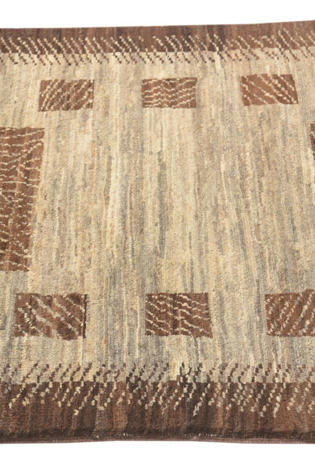 Detail image of 2' 6 x 4' 2 Hand Knotted Modern Ziegler Rug