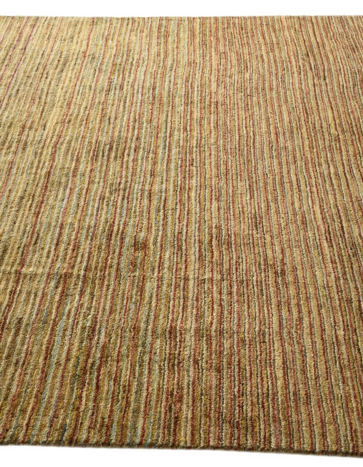 Detail image of 6' 5 x 9' 10  Hand Knotted Modern Ziegler Rug