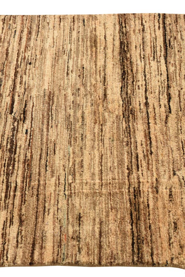 Detail image of 2' 8 x 4' 2 Hand Knotted Modern Ziegler Rug