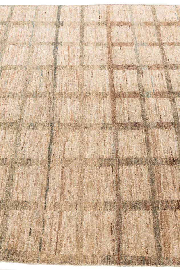 Detail image of 6' 8 x 9' 4 Hand Knotted Modern Ziegler Wool Rug