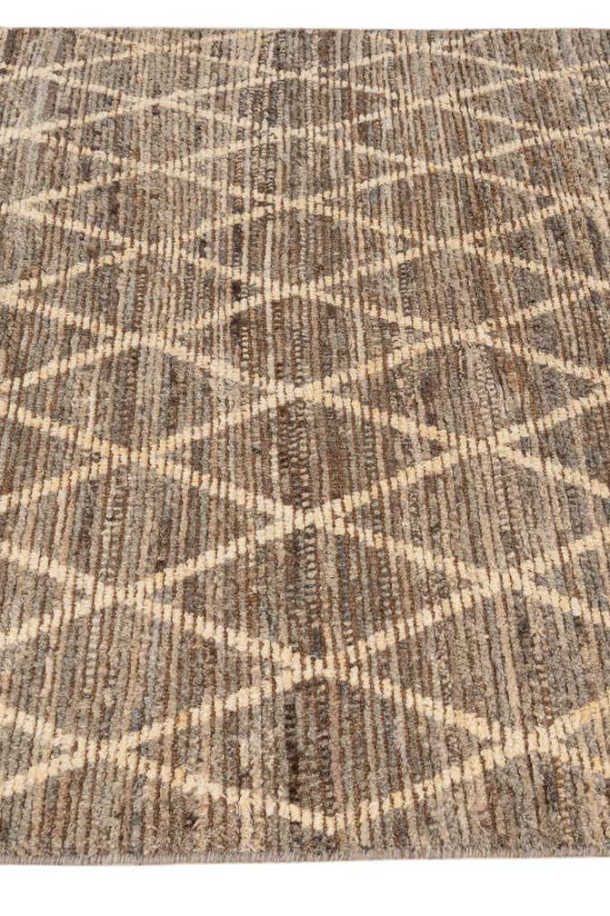 4' 9 x 6' 8 Hand Knotted Moroccan Wool Rug