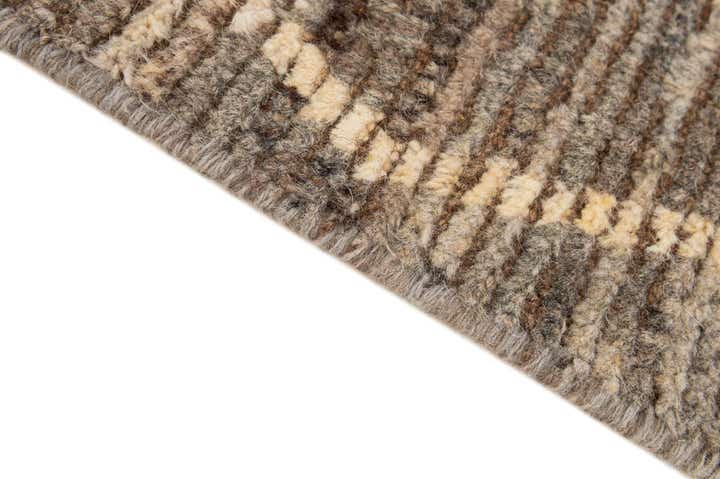 4' 9 x 6' 8 Hand Knotted Moroccan Wool Rug