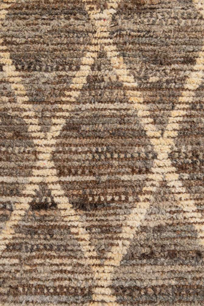 4' 9 x 6' 8 Hand Knotted Moroccan Wool Rug