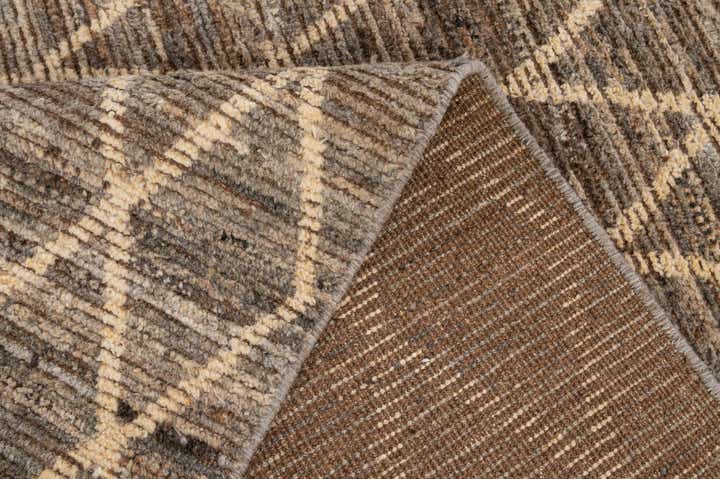 4' 9 x 6' 8 Hand Knotted Moroccan Wool Rug