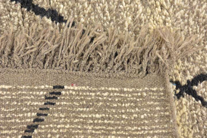6' 8 x 9' 2 Hand Knotted Moroccan Wool Rug
