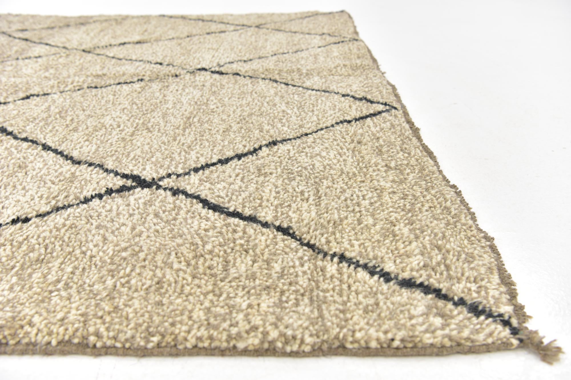 6' 8 x 9' 2 Hand Knotted Moroccan Wool Rug