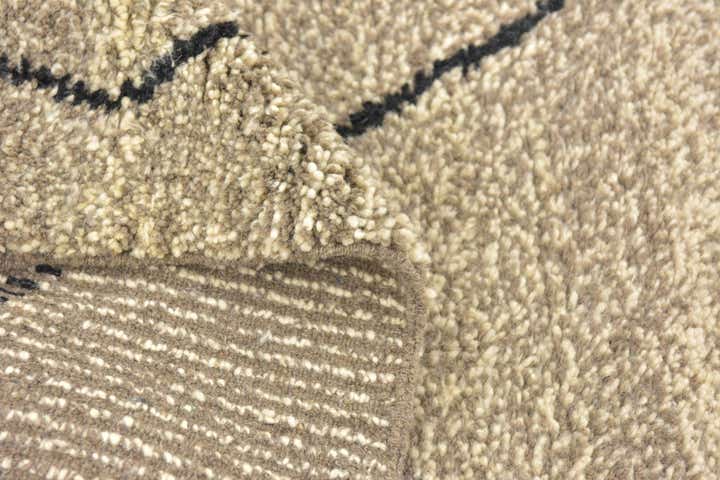 6' 8 x 9' 2 Hand Knotted Moroccan Wool Rug