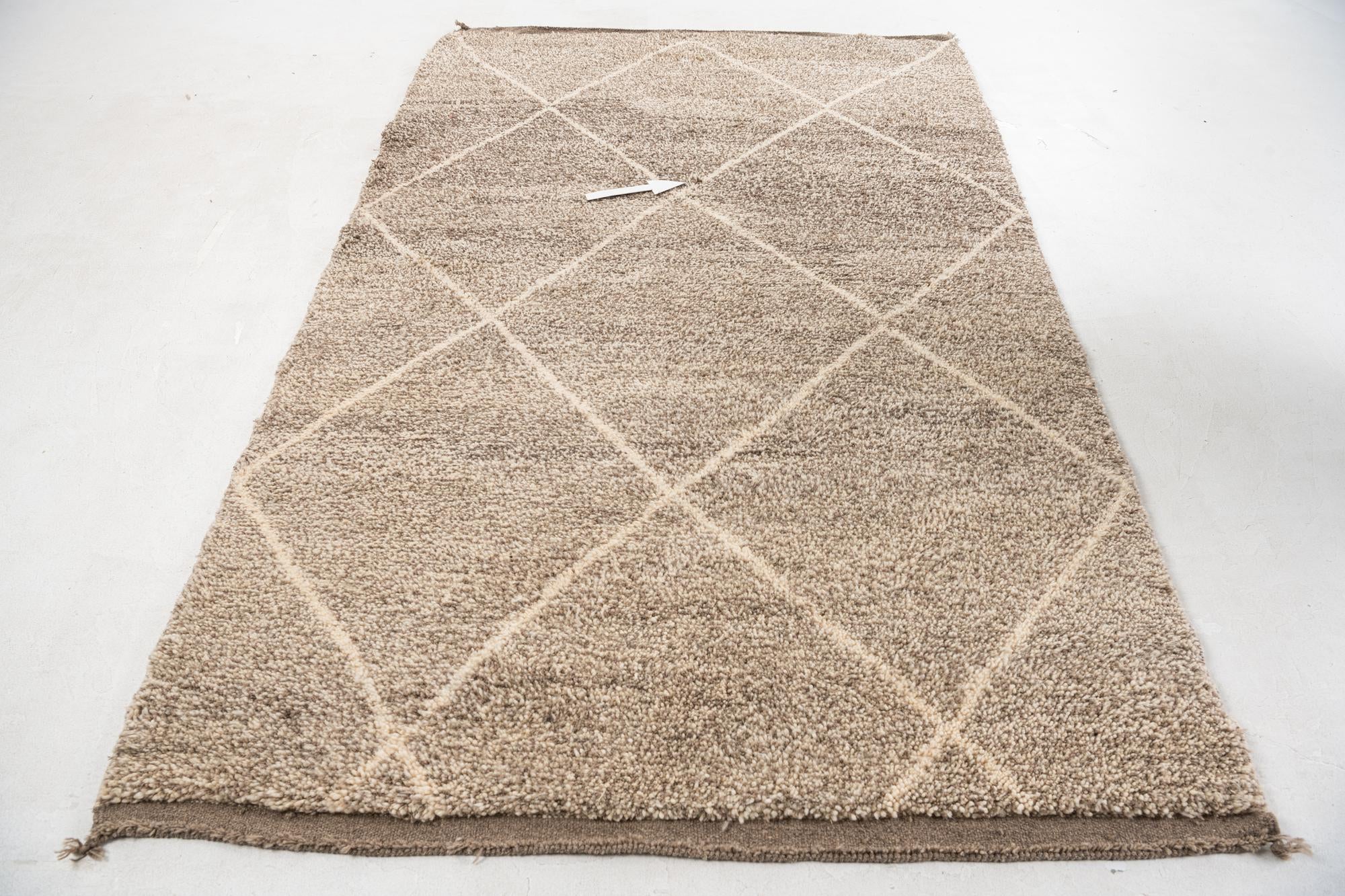 5' 3 x 8' 7 Hand Knotted Moroccan Wool Rug