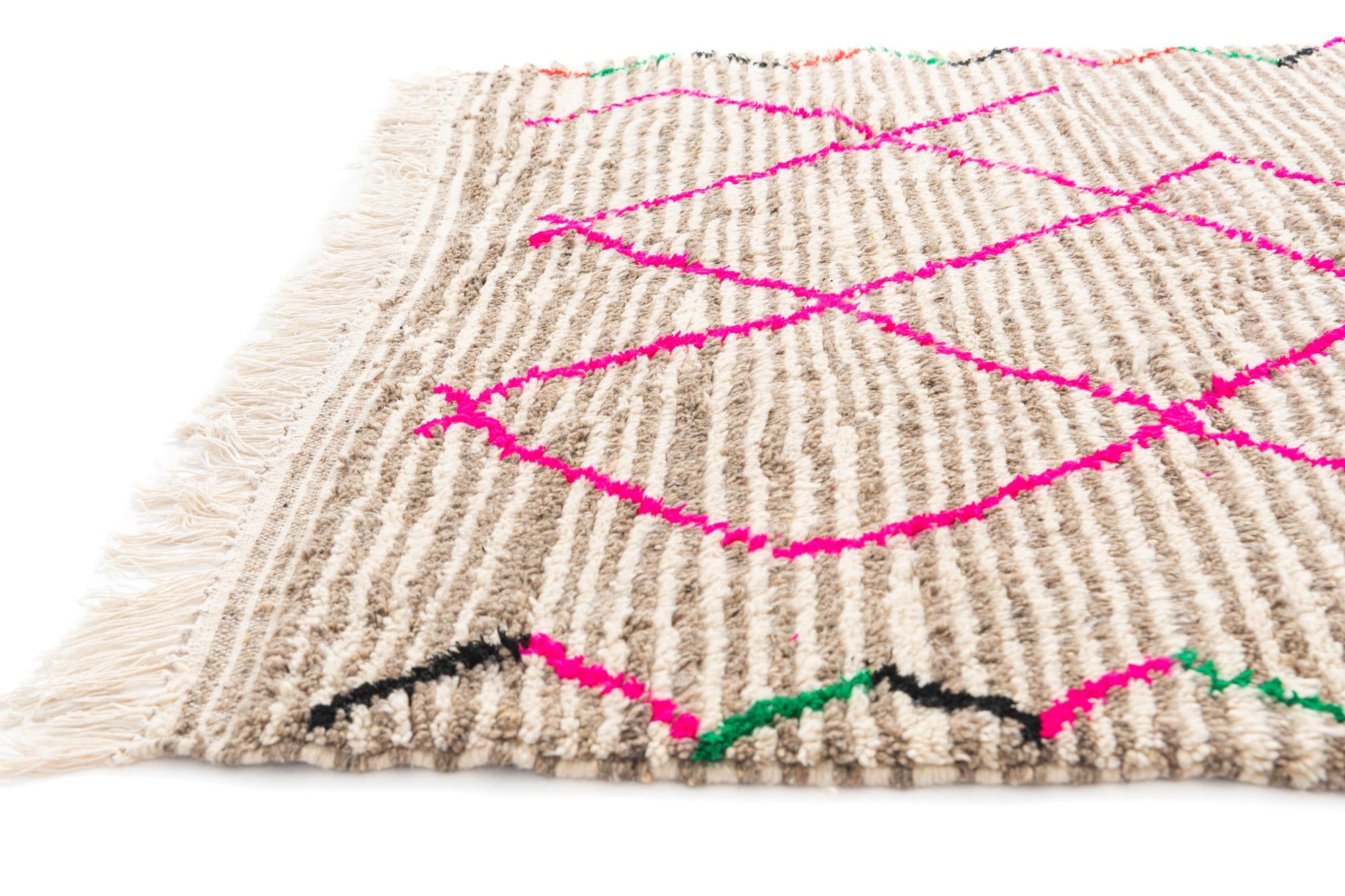 5' x 8' 5 Hand Knotted Moroccan Wool Rug