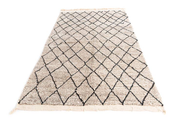 Detail image of 4' 10 x 8' 3 Hand Knotted Moroccan Wool Rug