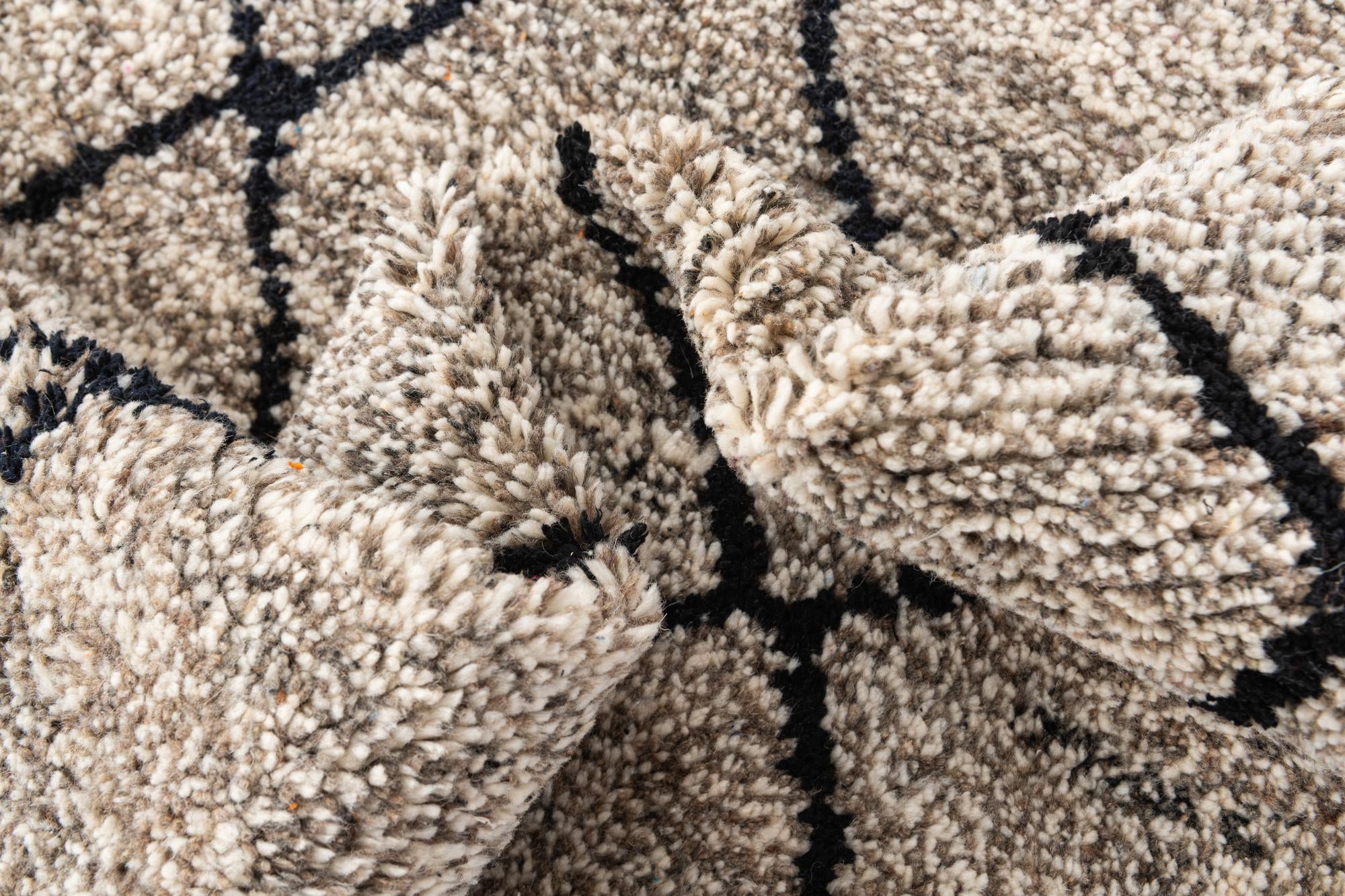 6' 8 x 10' Hand Knotted Moroccan Wool Rug