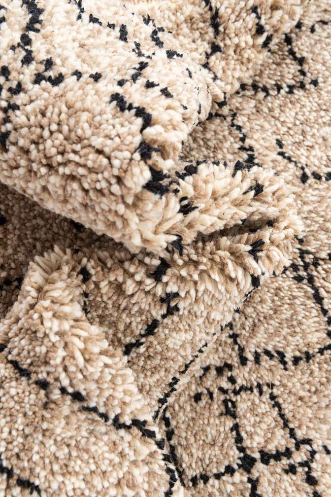 7' x 9' 7 Hand Knotted Moroccan Wool Rug