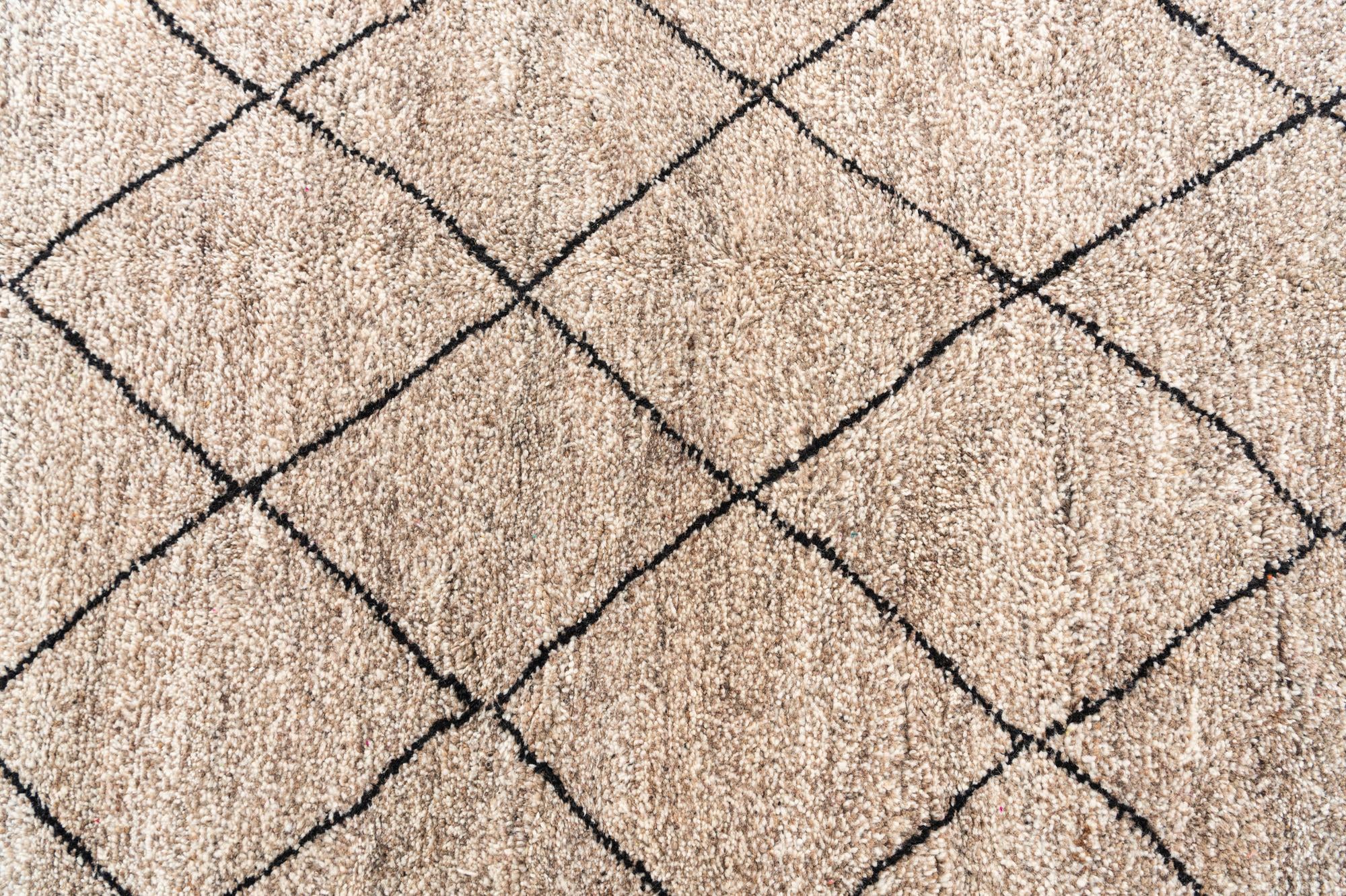 6' 8 x 9' 9 Hand Knotted Moroccan Wool Rug