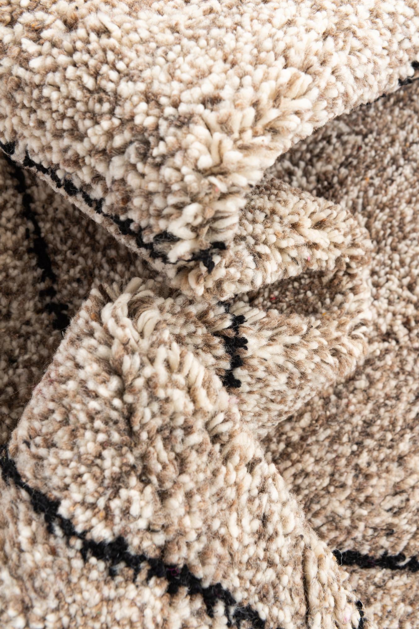 6' 8 x 9' 9 Hand Knotted Moroccan Wool Rug