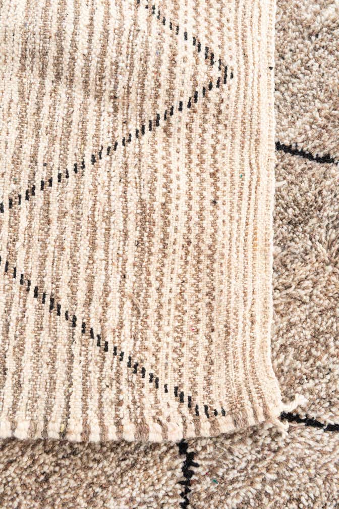 6' 8 x 9' 9 Hand Knotted Moroccan Wool Rug