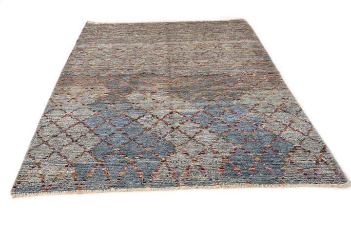 5' 6 x 8' Hand Knotted Moroccan Wool Rug