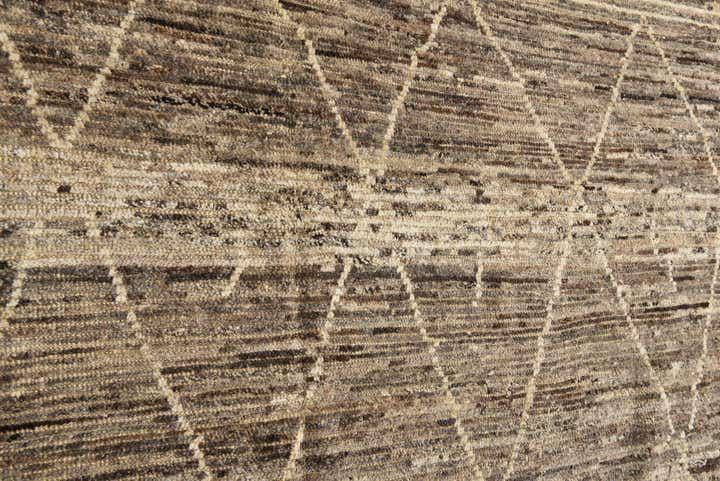 8' 6 x 10' 4 Hand Knotted Moroccan Wool Rug