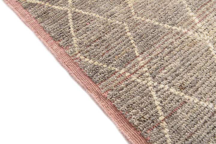 8' 5 x 10' 9 Hand Knotted Moroccan Wool Rug