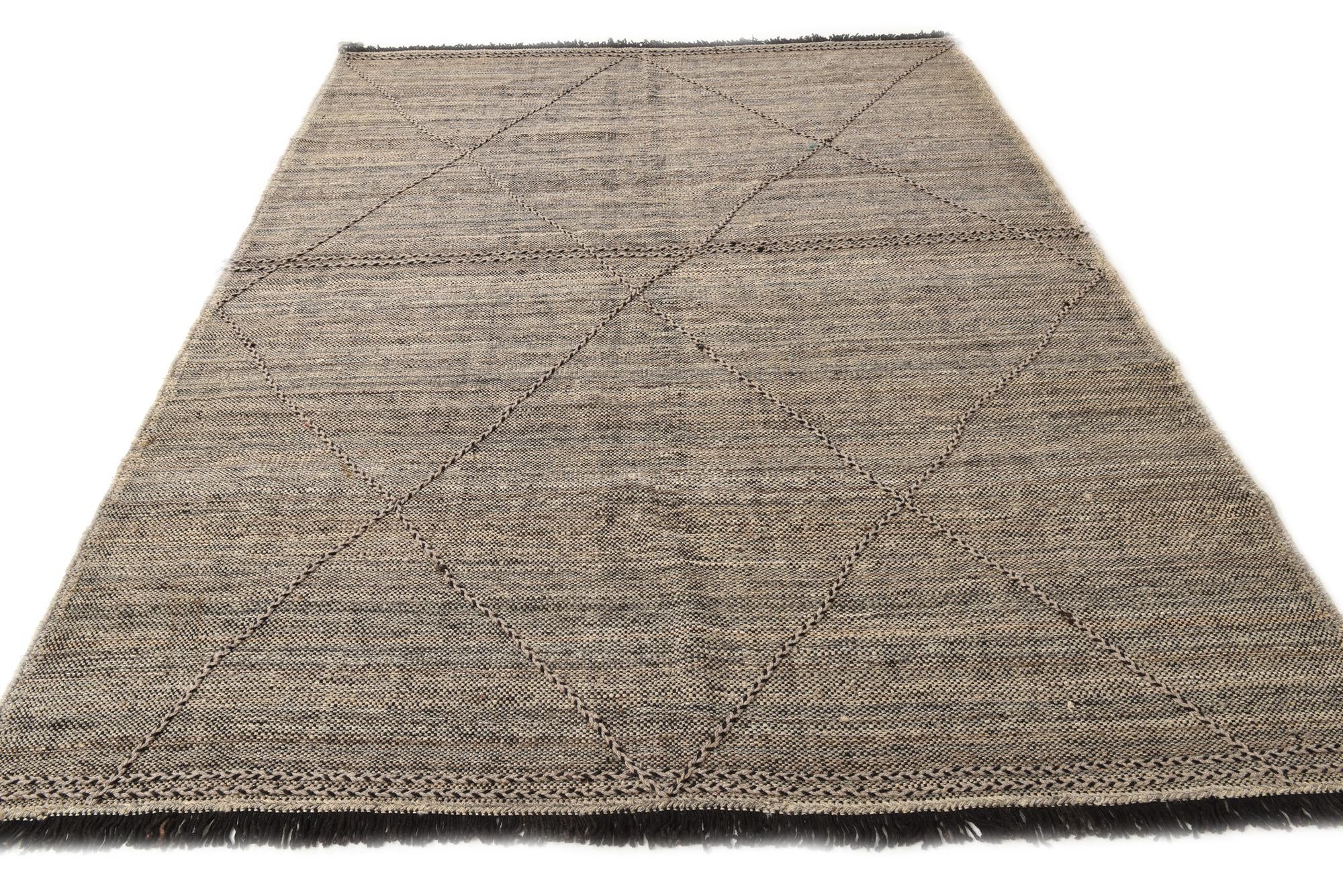 7' 2 x 9' 6 Hand Knotted Moroccan Wool Rug