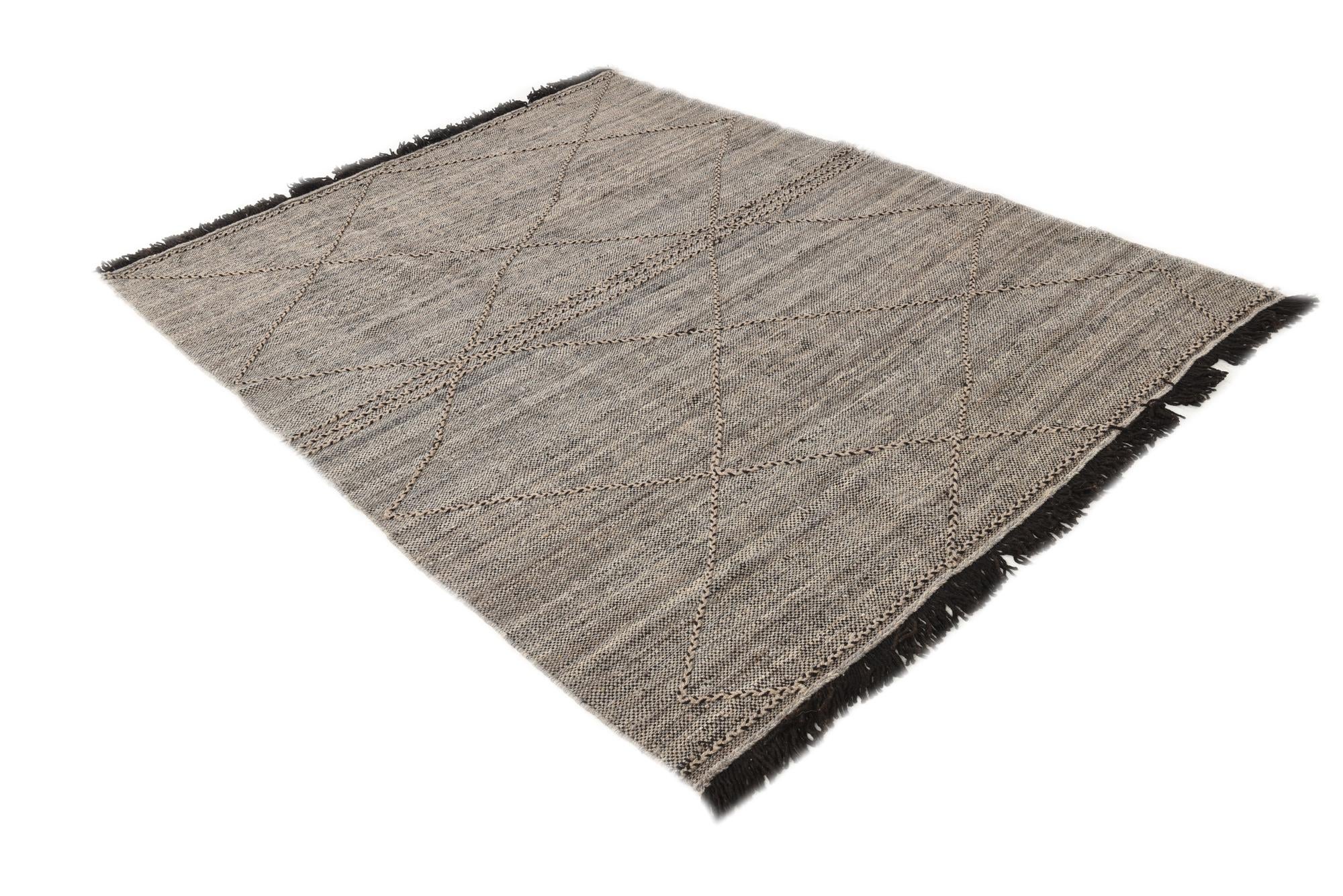 5' 9 x 7' 6 Hand Knotted Moroccan Wool Rug