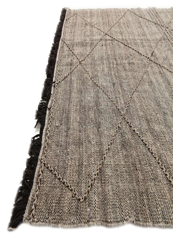 5' 9 x 7' 6 Hand Knotted Moroccan Wool Rug