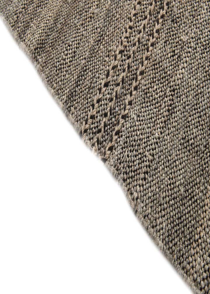 5' 9 x 7' 6 Hand Knotted Moroccan Wool Rug