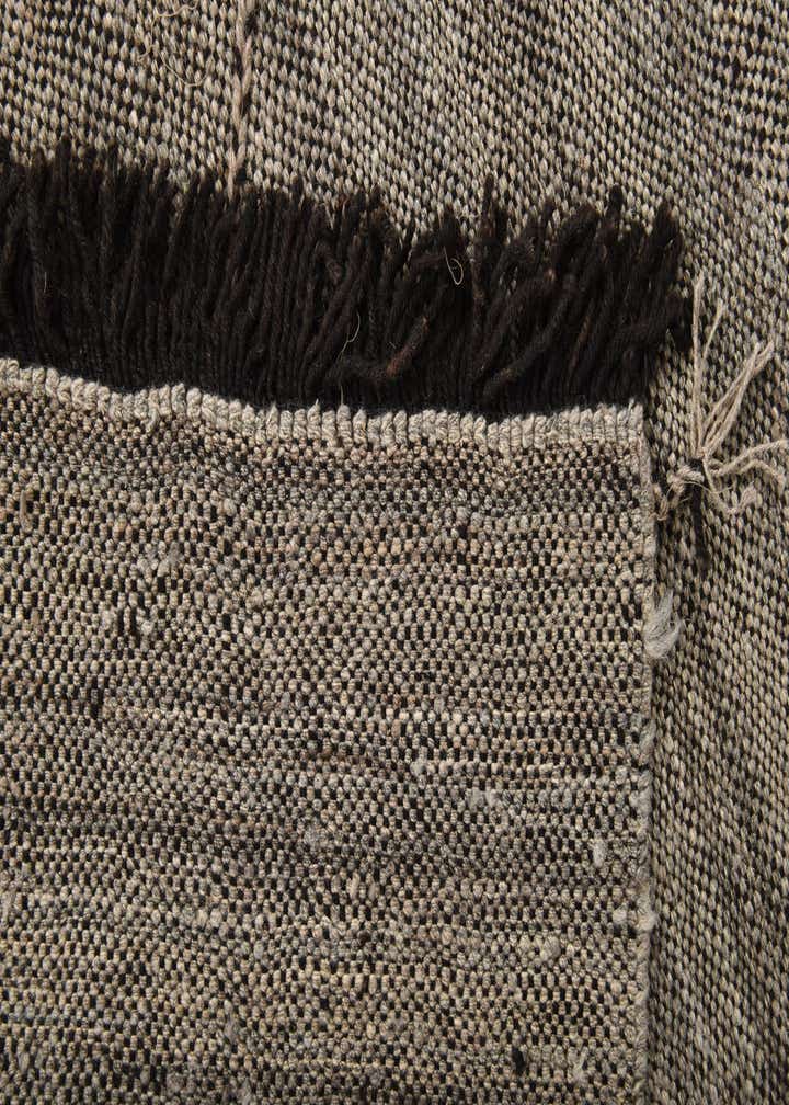 5' 9 x 7' 6 Hand Knotted Moroccan Wool Rug