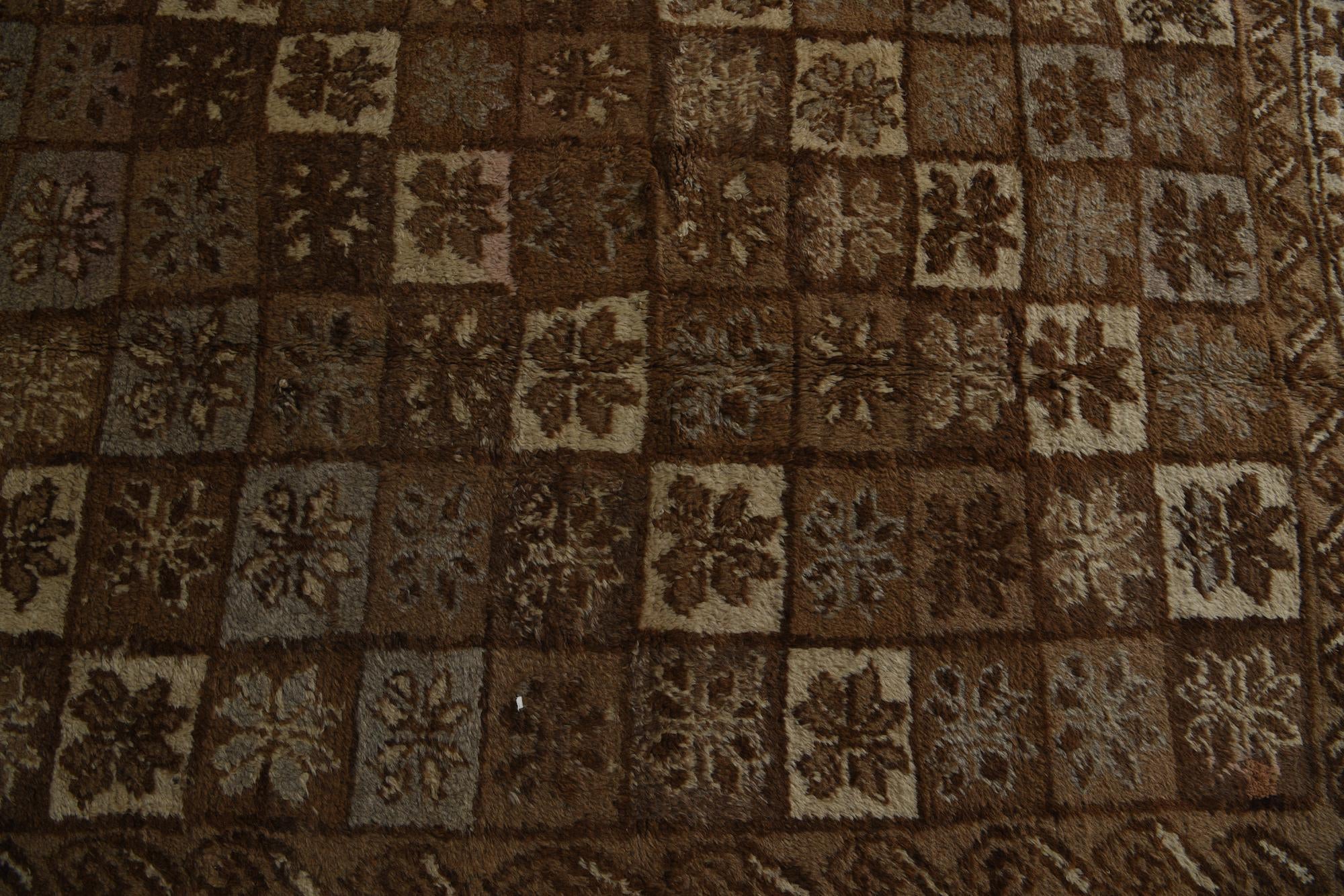 5' 4 x 7' 3 Hand Knotted Moroccan Wool Rug