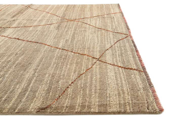 5' 9 x 8' 3 Hand Knotted Moroccan Wool Rug