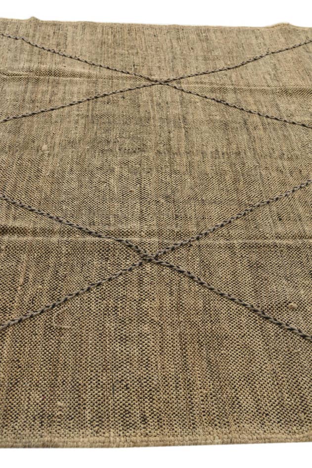 Detail image of 7' x 9' 4 Hand Knotted Moroccan Wool Rug