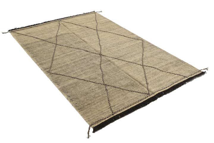 5' 4 x 7' 9 Hand Knotted Moroccan Wool Rug
