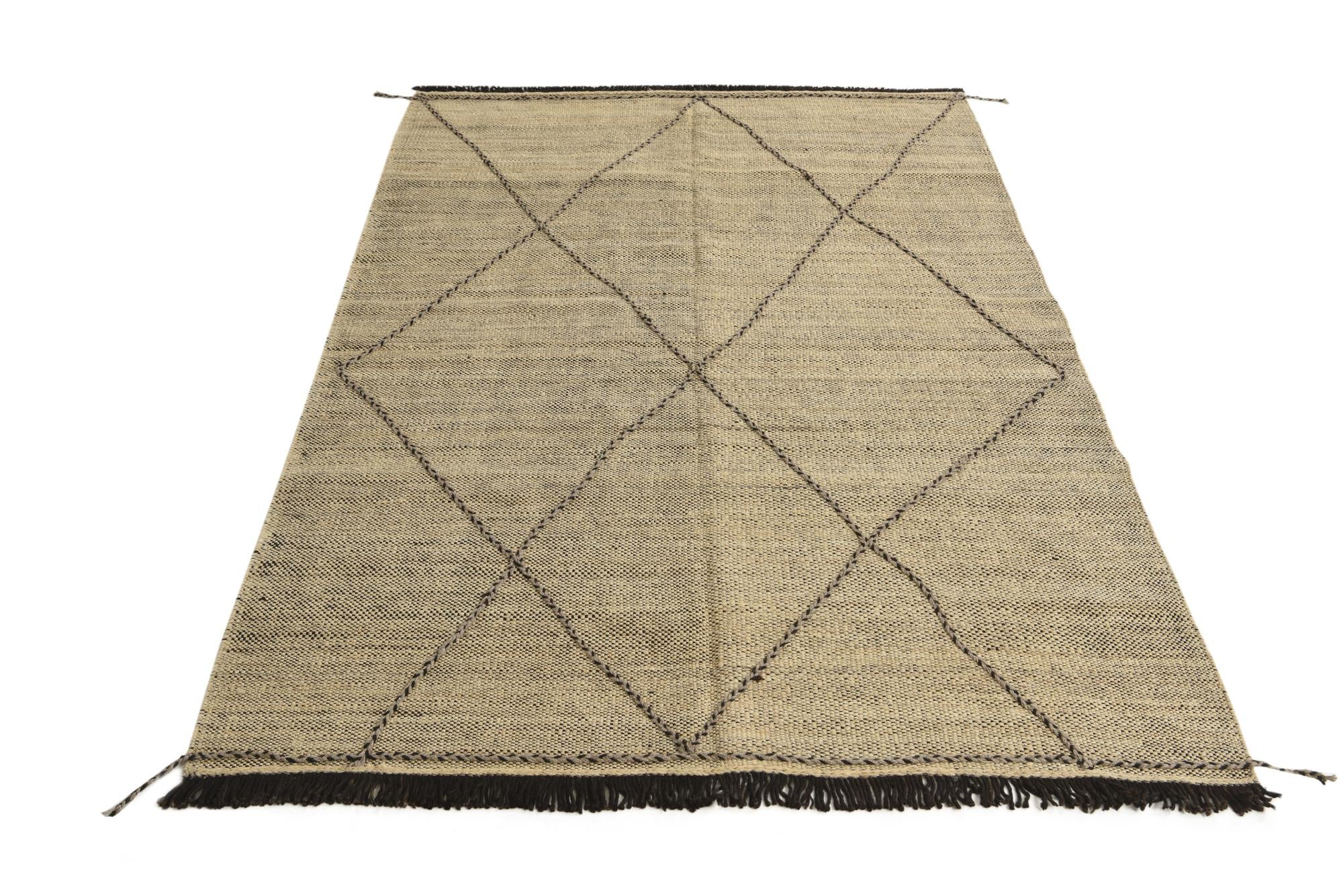 5' 4 x 7' 9 Hand Knotted Moroccan Wool Rug