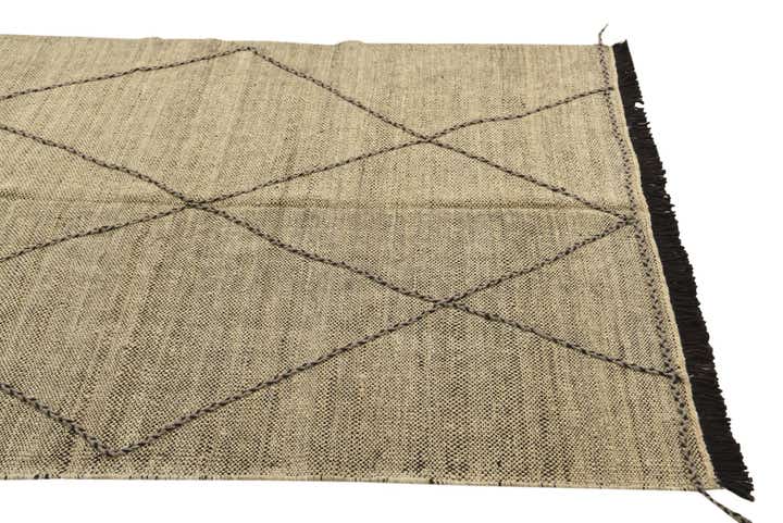 5' 4 x 7' 9 Hand Knotted Moroccan Wool Rug