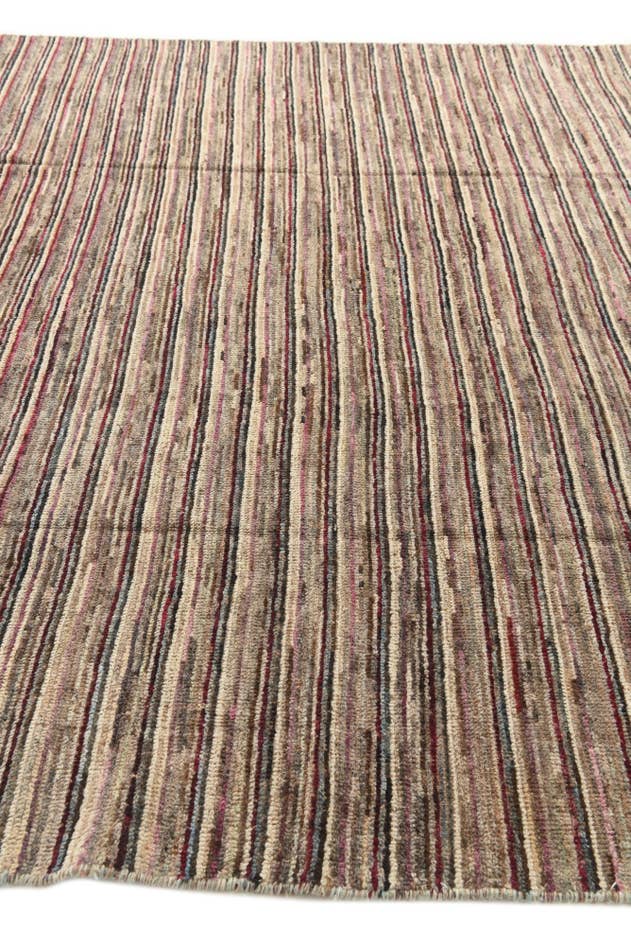 Detail image of 8' x 9' 10 Hand Knotted Moroccan Wool Rug