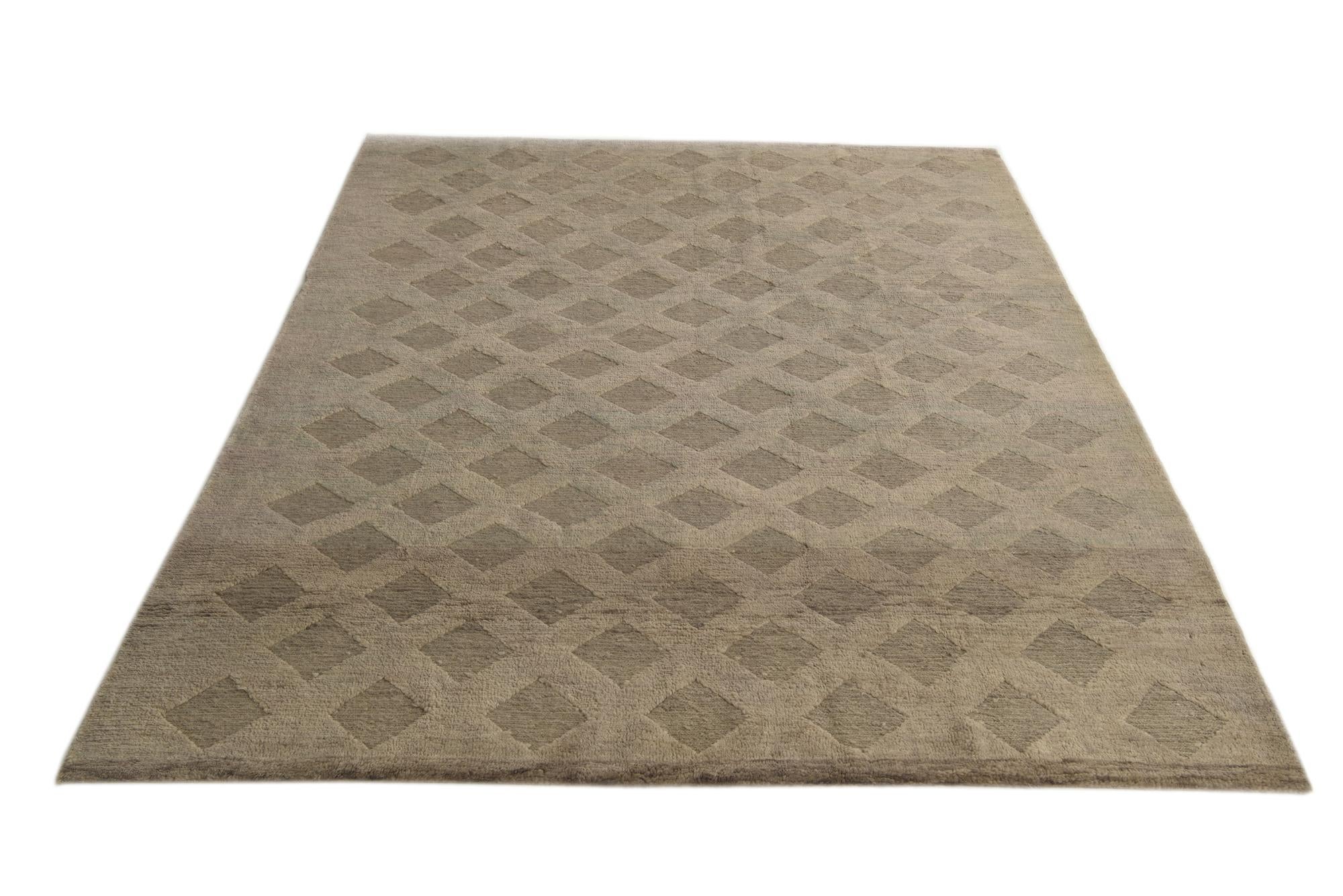 6' 1 x 8' Hand Knotted Moroccan Wool Rug