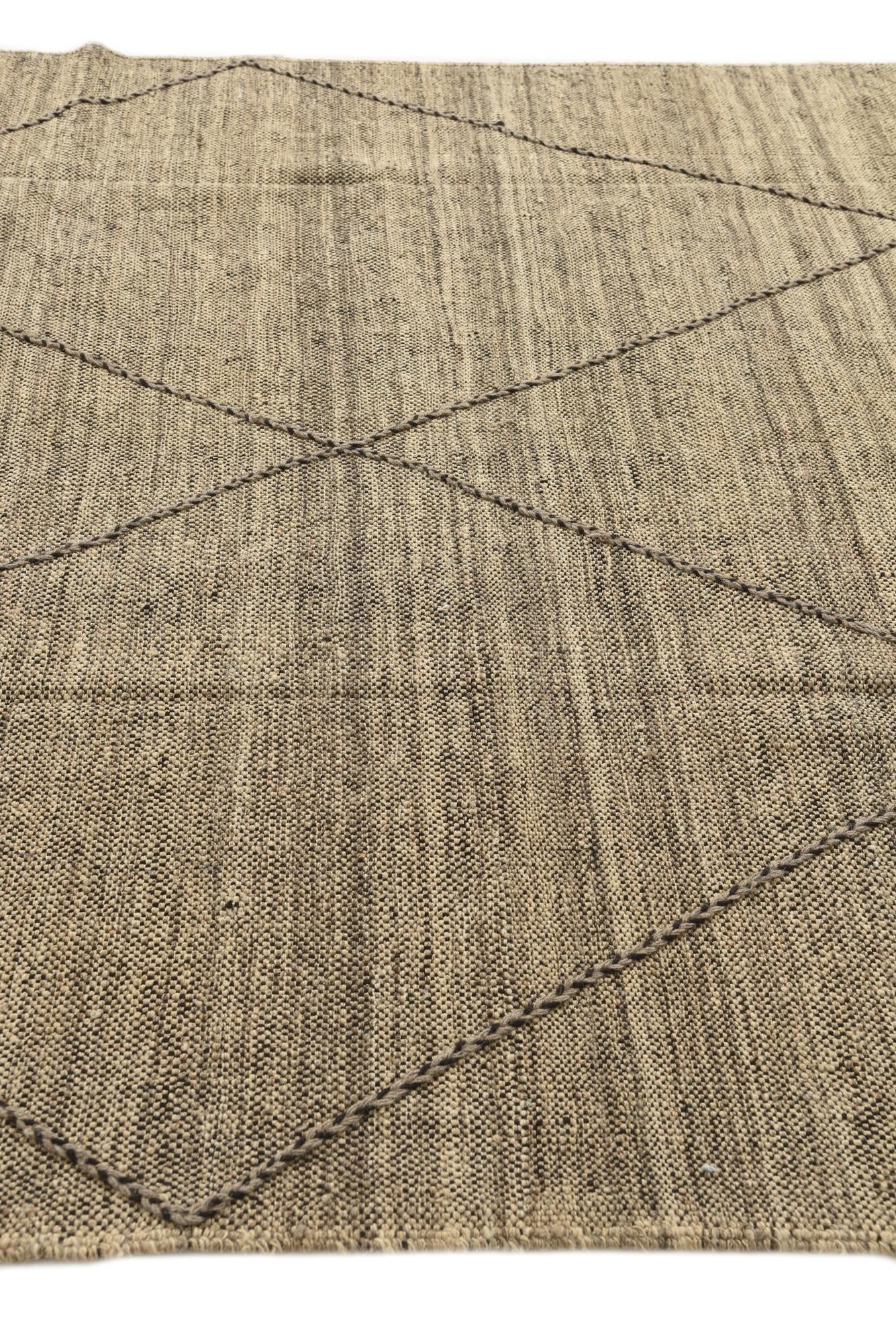 7' 2 x 9' 8 Hand Knotted Moroccan Wool Rug