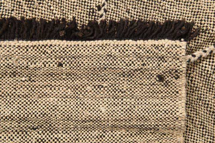 6' x 7' 7 Hand Knotted Moroccan Wool Rug