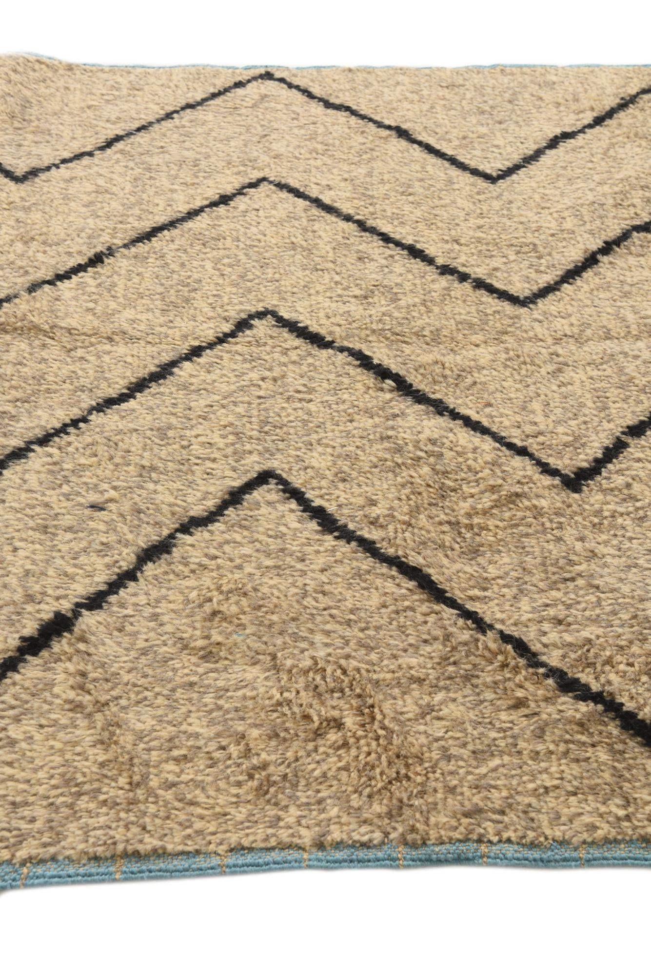 5' 1 x 8' 4 Hand Knotted Moroccan Wool Rug