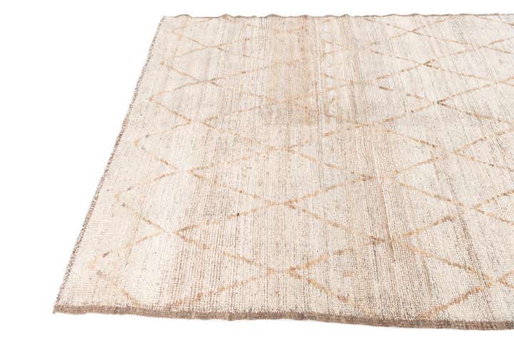 5' 6 x 6' 10 Hand Knotted Moroccan Wool Rug