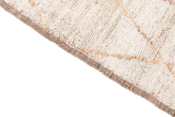 5' 6 x 6' 10 Hand Knotted Moroccan Wool Rug