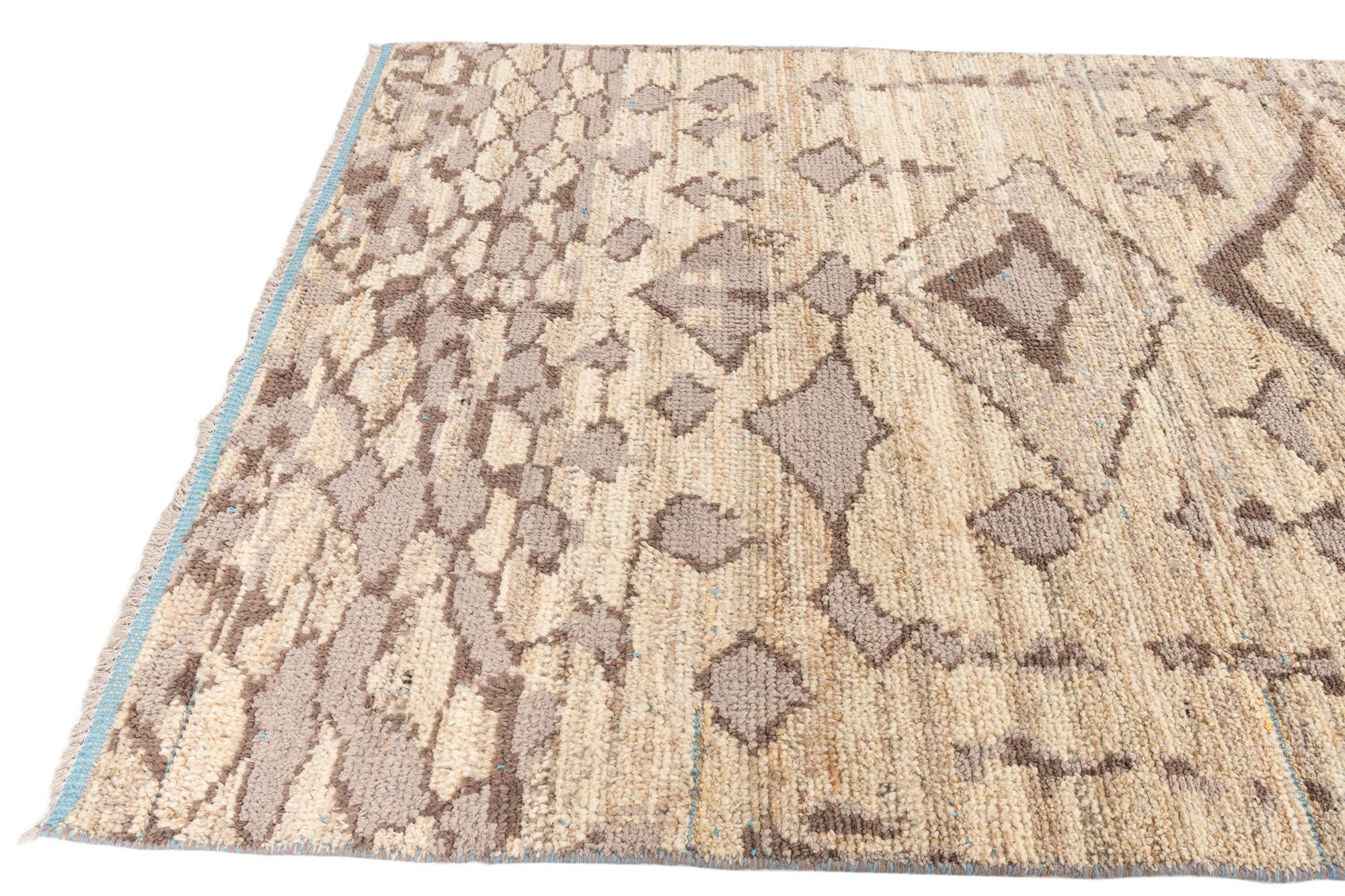 5' x 7' 1 Hand Knotted Moroccan Wool Rug