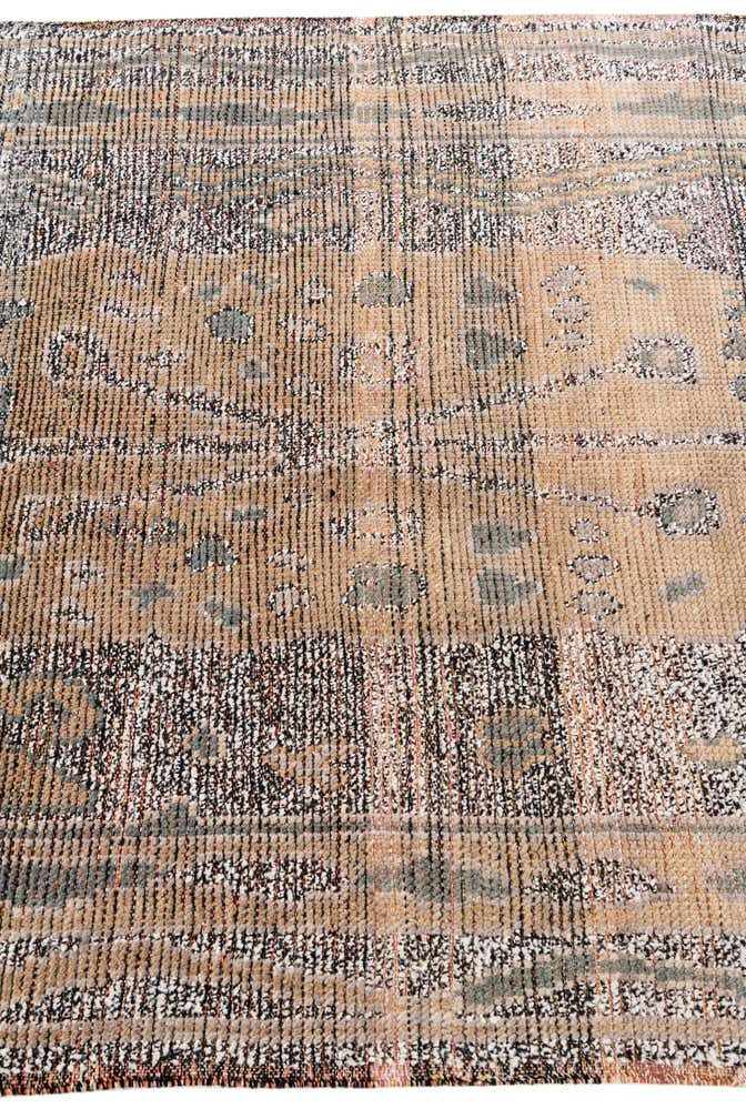 4' 10 x 8' 9 Hand Knotted Moroccan Wool Rug