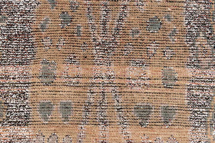 4' 10 x 8' 9 Hand Knotted Moroccan Wool Rug