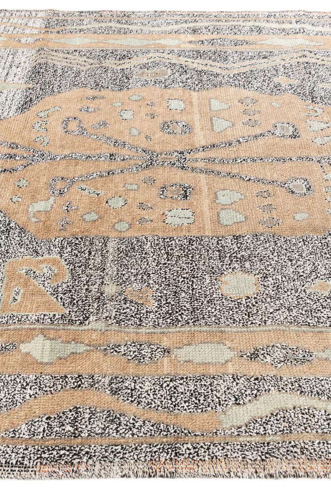 8' x 10' 1 Hand Knotted Moroccan Wool Rug