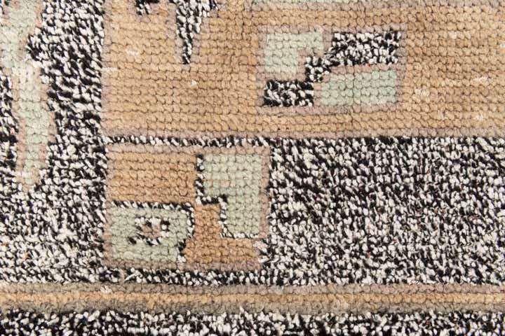 8' x 10' 1 Hand Knotted Moroccan Wool Rug