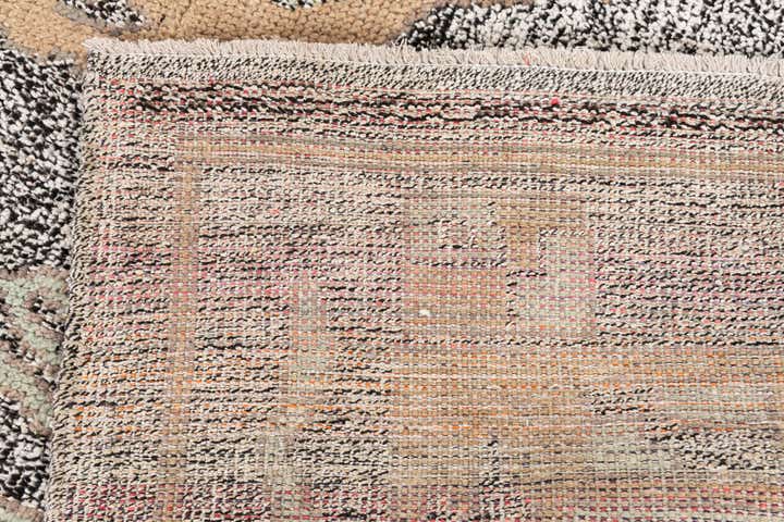 8' x 10' 1 Hand Knotted Moroccan Wool Rug