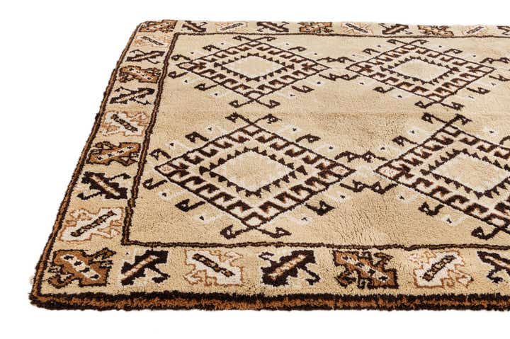 5' 1 x 8' 10 Hand Knotted Moroccan Wool Rug