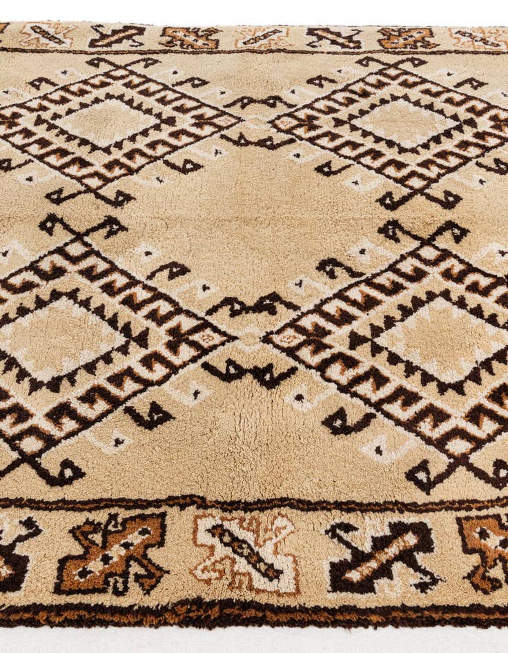 Detail image of 5' 1 x 8' 10 Hand Knotted Moroccan Wool Rug