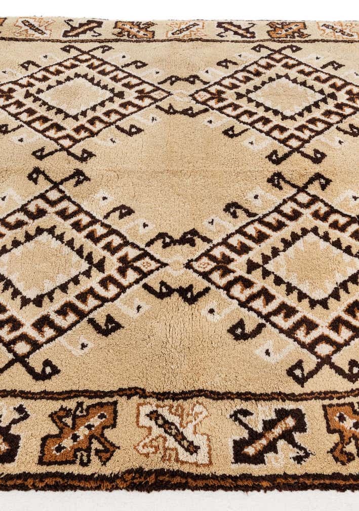 5' 1 x 8' 10 Hand Knotted Moroccan Wool Rug